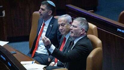 נתניהו, קיש וקרעי. | יונתן סינדל, פלאש 90