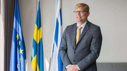 מגנוס הלגרן, שגריר שוודיה בישראל. | אבישג שאר-ישוב