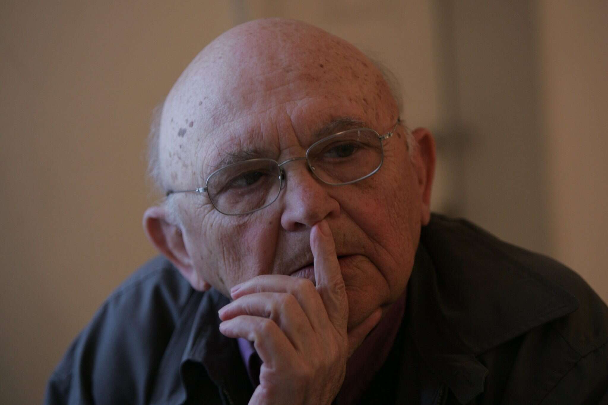 אהרן אפלפלד. | מרים צחי