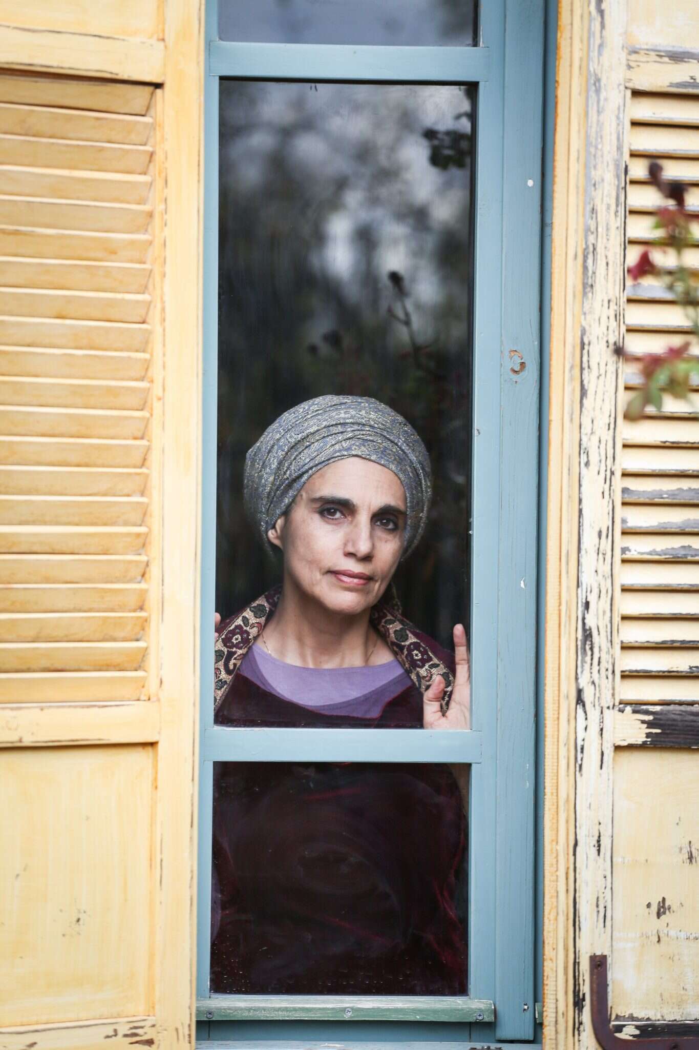 אתי אנקרי. | אבישג שאר ישוב