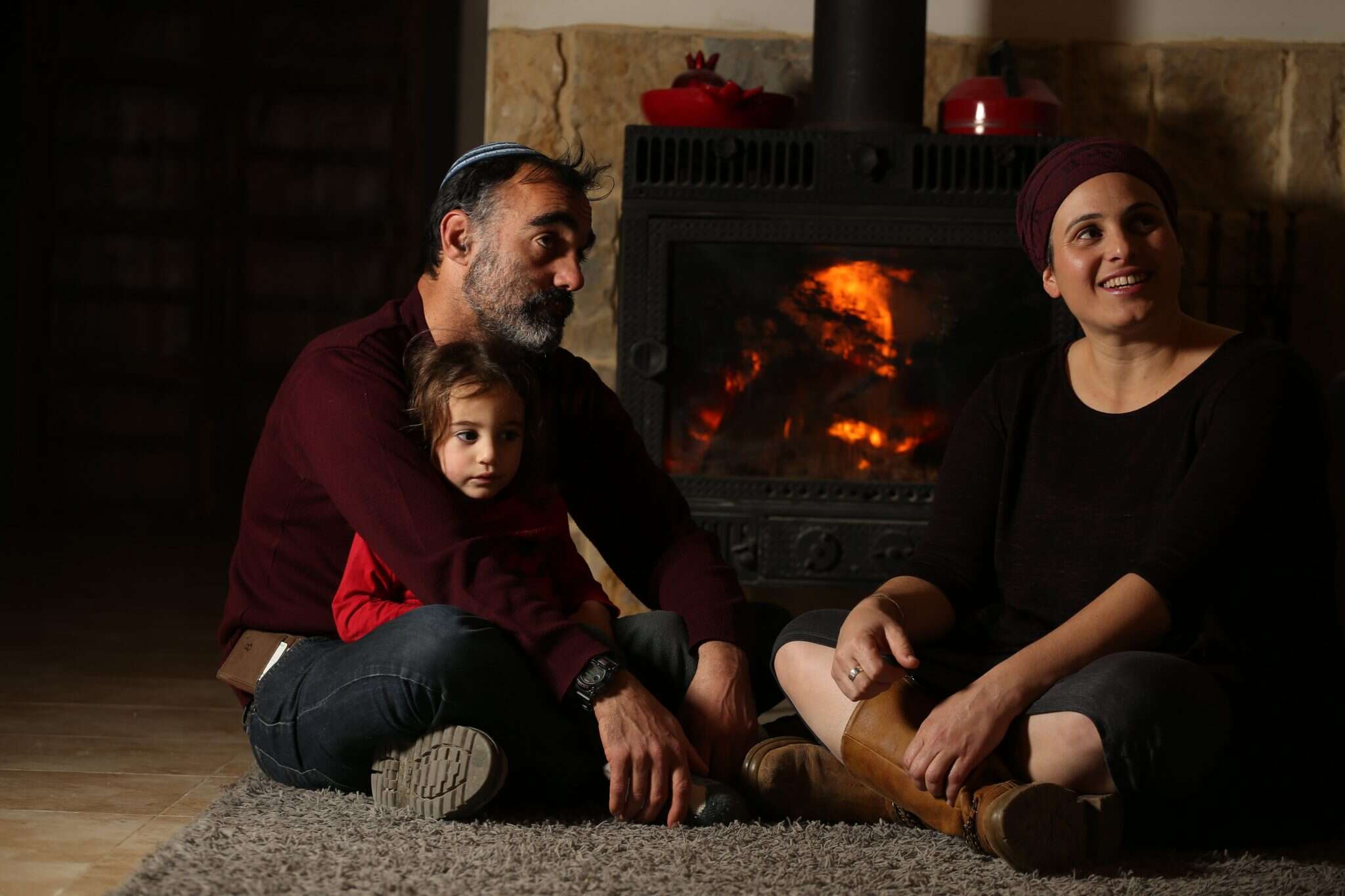 בצי ואיתי זר. | מרים צחי בצי ואיתי זר. | מרים צחי