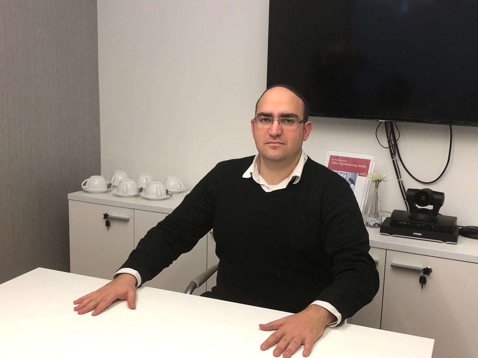 לא מתמודדים, בינתיים. השותף, אריה אביטבול