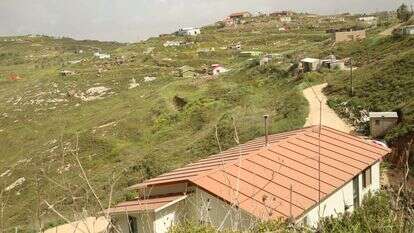 חוות גלעד. | מרים צחי