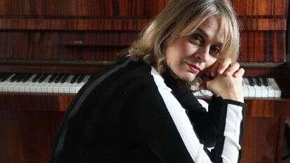 אסנת גואז. | מרים צחי