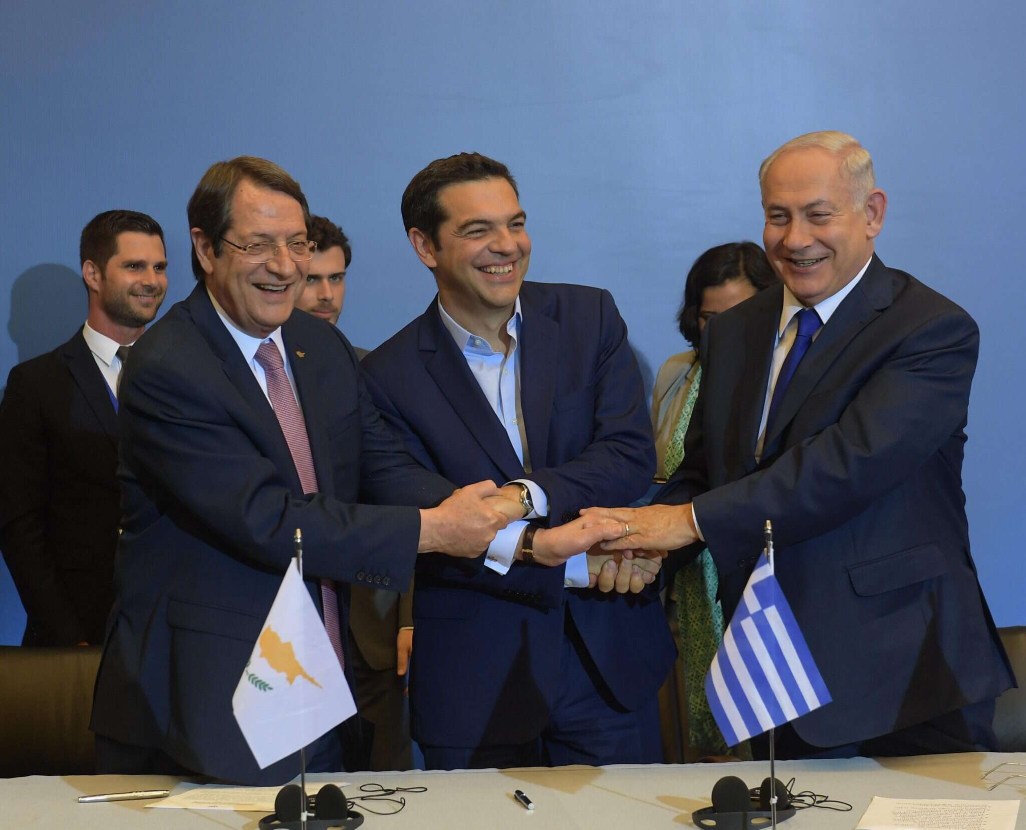 ראש הממשלה בנימין נתניהו עם ראש ממשלת יוון אלכסיס ציפראס ונשיא קפריסין ניקוס אנאסטיאדס. | עמוס בן גרשום לע"מ
