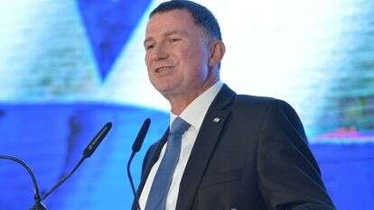 יולי אדלשטיין. | יוסי זליגר