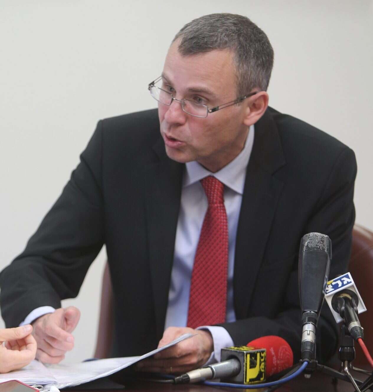 השר יריב לוין. | מרים צחי