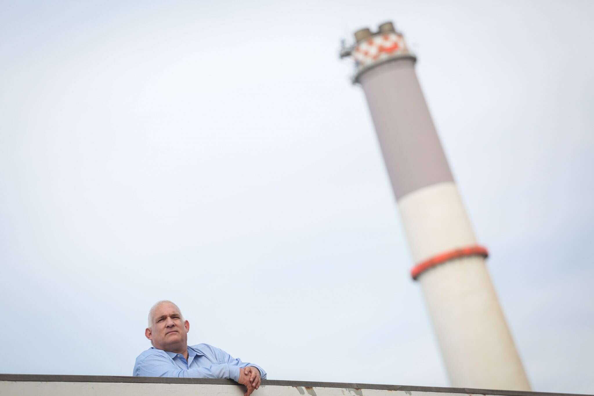 ישראל דנציגר. | אבישג שאר ישוב