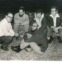 אהוד אולמרט, חנן פורת, יוסף ארציאל, יהודה בן מאיר והרב משה לוינגר. סבסטיה, 1975. | שעיה סגל