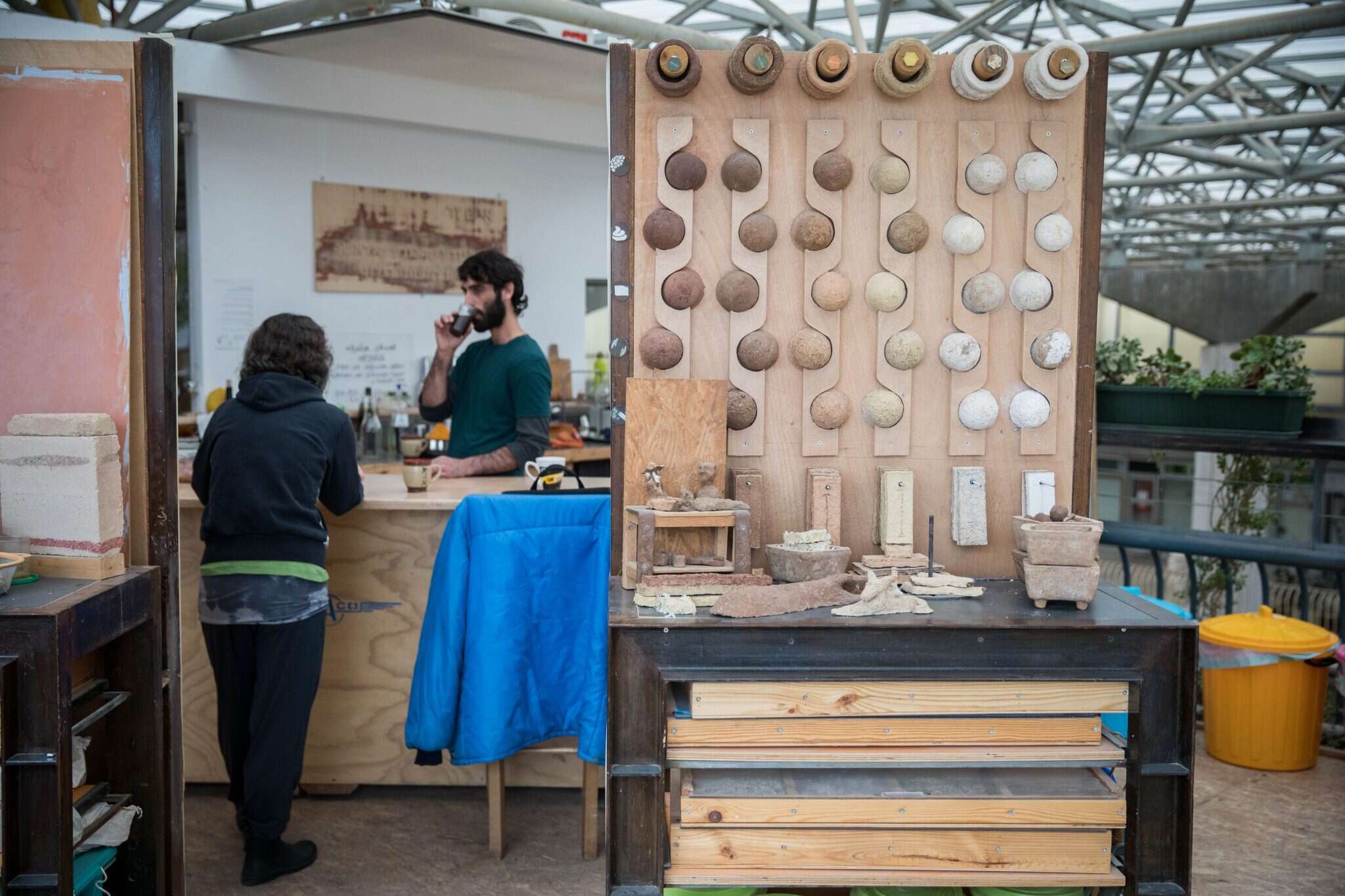 בית הקפה על הגג. | הדס פרוש, פלאש 90