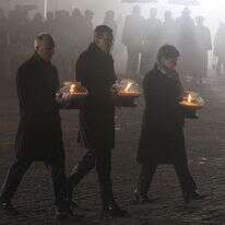 ראש ממשלת פולין בטקס יום השואה הבינלאומי במחנה ההשמדה אושוויץ בירקנאו. | AP