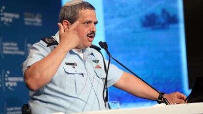 המפכ"ל לשעבר, רב ניצב רוני אלשיך. | גדעון מרקוביץ' המפכ"ל לשעבר, רב ניצב רוני אלשיך. | גדעון מרקוביץ'