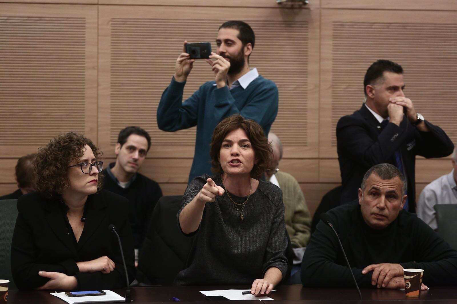 ח"כ תמר זנדברג בוועדת הפנים בדיון על גירוש המסתננים. | מרים אלסטר, פלאש90