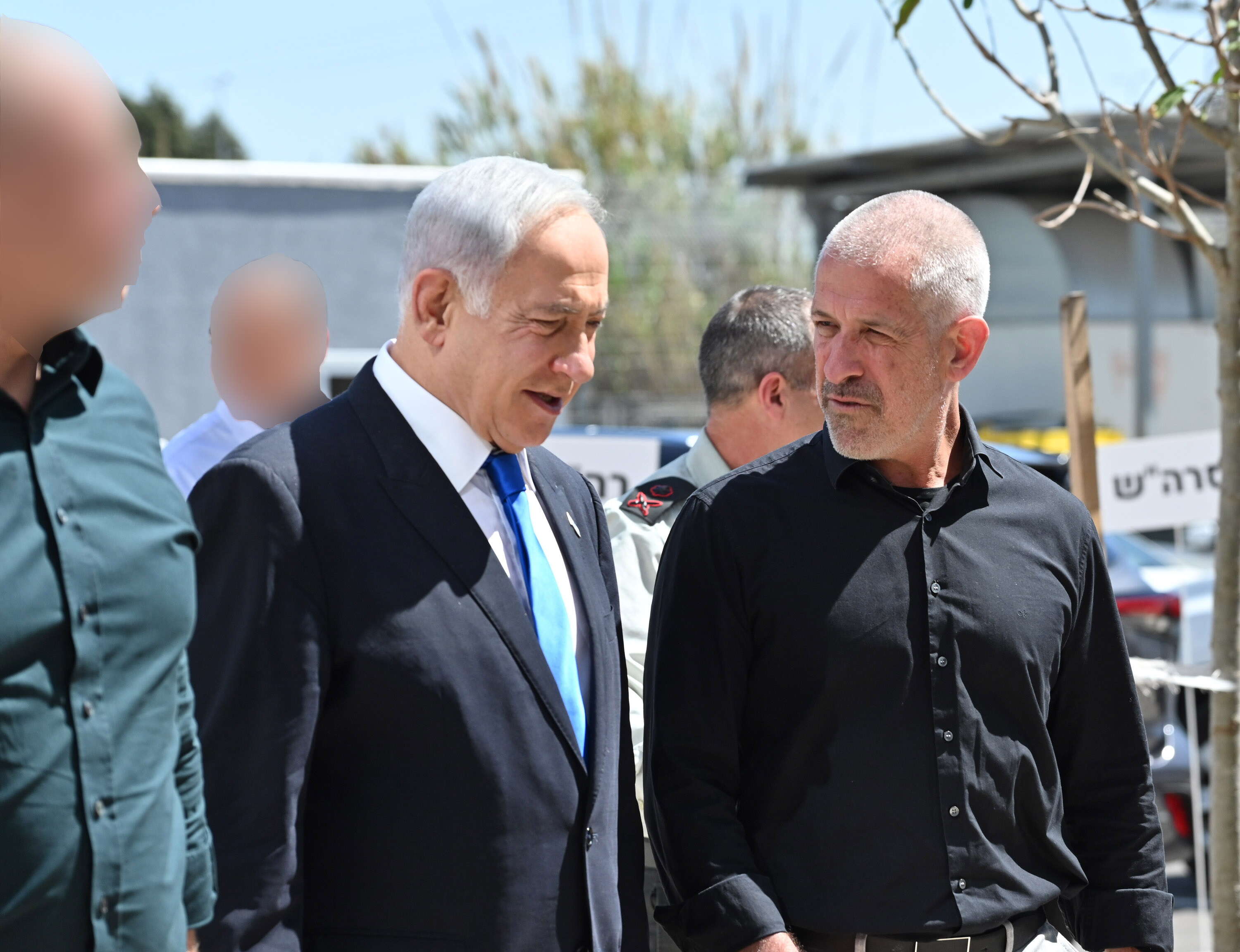 השעה שבה העם התעורר – והבין ששלטון הפקידים מוביל אותנו לאסון