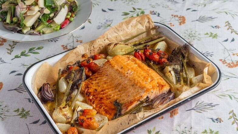 סלמון עם שומר וקולרבי | גיא אשכנזי, Agency Karela סלמון עם שומר וקולרבי | גיא אשכנזי, Agency Karela