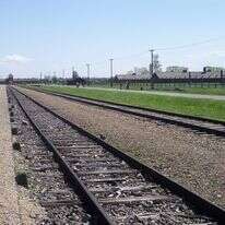 שער הכניסה למחנה אושוויץ | מתוך ויקיפדיה