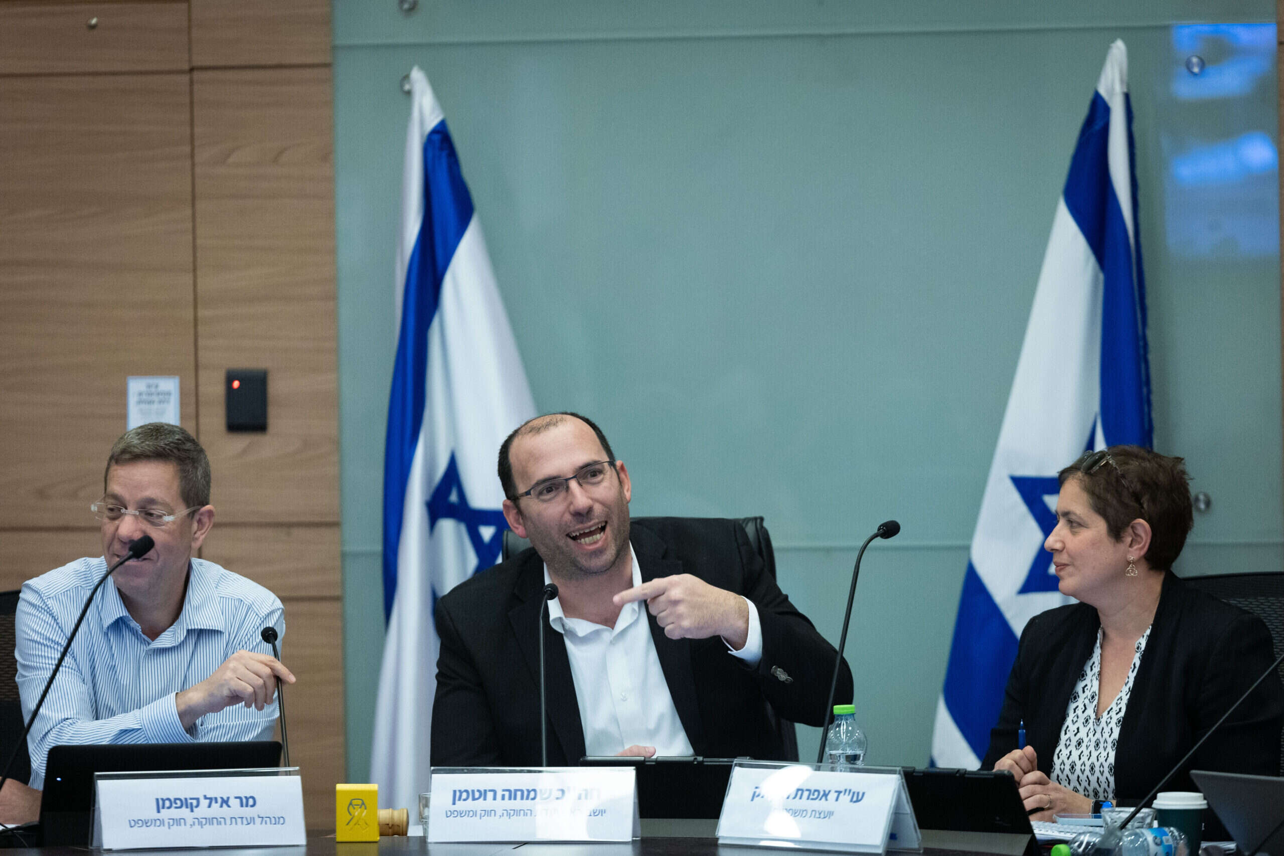 רוטמן בוועדת חוקה, חוק ומשפט, בחודש הקודם | יונתן זינדל, פלאש 90