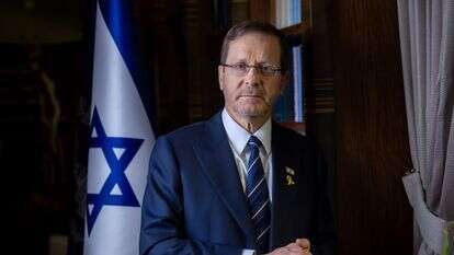 נשיא המדינה יצחק (בוז'י) הרצוג | אריק סולטן