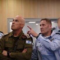 מפקד חיל האוויר, אלוף תומר בר ומפקד פיקוד הצפון, אלוף אורי גורדין מבור חיל האוויר | דובר צה"ל מפקד חיל האוויר, אלוף תומר בר ומפקד פיקוד הצפון, אלוף אורי גורדין מבור חיל האוויר | דובר צה"ל