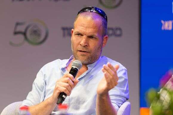 אופיר שיק, יו"ר ארגון לב בגליל, וסגן ראש מועצת גליל תחתון בוועידת ההתיישבות בעפרה | לירון מולדובן אופיר שיק, יו"ר ארגון לב בגליל, וסגן ראש מועצת גליל תחתון בוועידת ההתיישבות בעפרה | לירון מולדובן