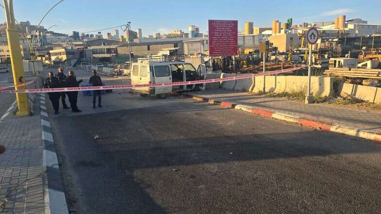 זירת הפיגוע במחסום הכבשים. | דוברות הר חברון זירת הפיגוע במחסום הכבשים. | דוברות הר חברון