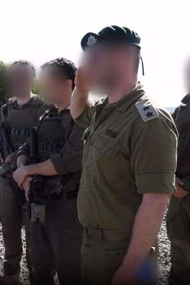 אמירת קדיש במעמד החזרת גופתו של רס״ל צביקה פלדמן ז״ל | דובר צה"ל אמירת קדיש במעמד החזרת גופתו של רס״ל צביקה פלדמן ז״ל | דובר צה"ל