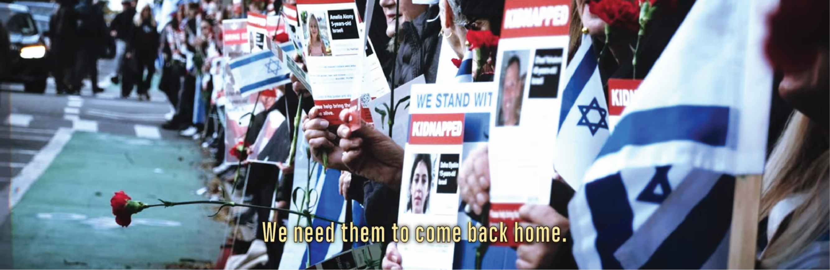 מתוך הקליפ של Bring Them Home | צילום מסך מתוך הקליפ מתוך הקליפ של Bring Them Home | צילום מסך מתוך הקליפ