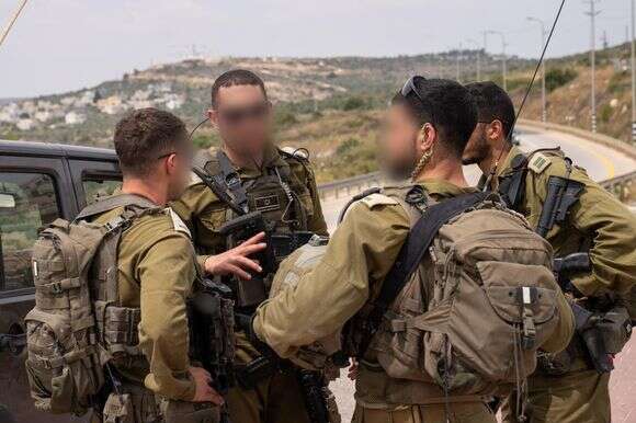 המצוד אחר המחבל שרצח את צאלה גז הי"ד | דובר צה"ל המצוד אחר המחבל שרצח את צאלה גז הי"ד | דובר צה"ל