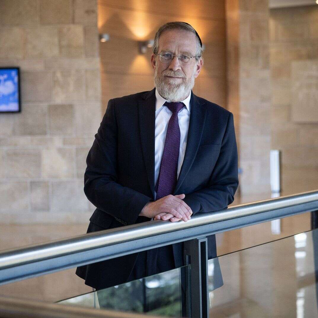 "מנסים לפרק את הממשלה". ח"כ יצחק פינדרוס | יונתן זינדל - פלאש 90 "מנסים לפרק את הממשלה". ח"כ יצחק פינדרוס | יונתן זינדל - פלאש 90