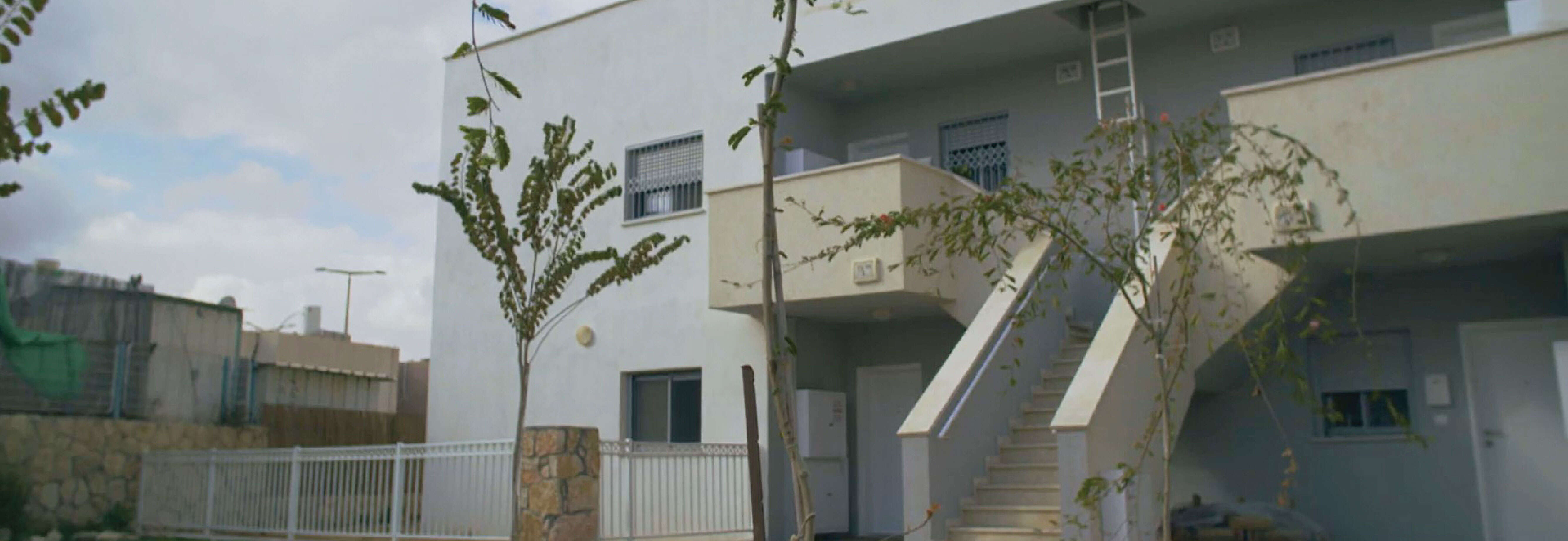 תמונה מהזירה | צילום מסך באדיבות קשת 12 תמונה מהזירה | צילום מסך באדיבות קשת 12