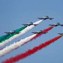 מטס באיטליה | EPA/FABIO FRUSTACI