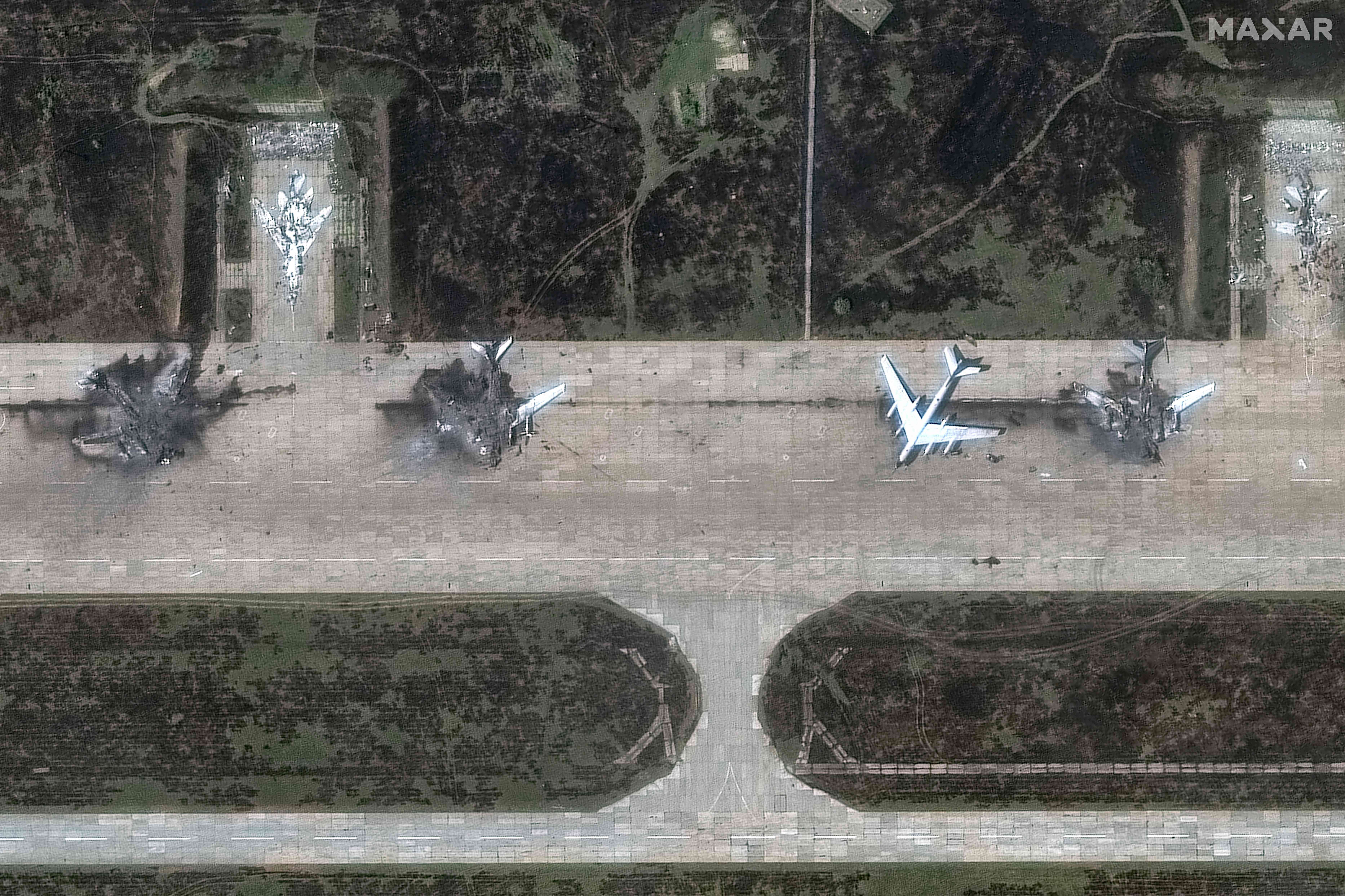 מטוסי טופולב Tu-95 רוסים שהושמדו במתקפה האוקראינית | AFP מטוסי טופולב Tu-95 רוסים שהושמדו במתקפה האוקראינית | AFP