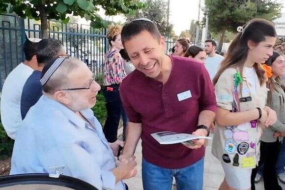 אבי בלוט בטקס של שבט משואות | אבי שינדלר אבי בלוט בטקס של שבט משואות | אבי שינדלר