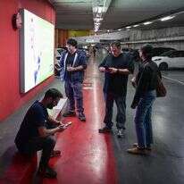 אזעקה בחניון בתל אביב | אבשלום ששוני - פלאש 90