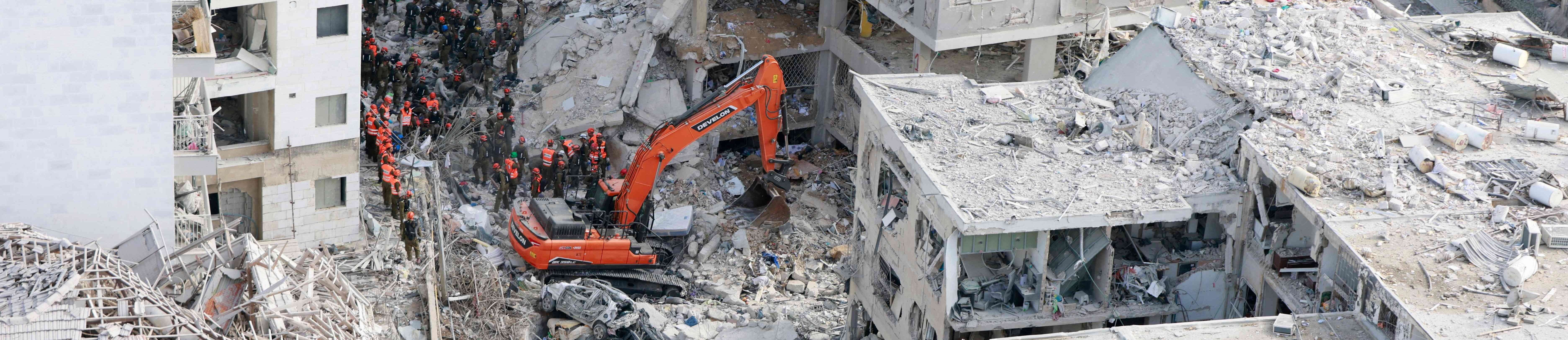 זירת הנפילה בבת־ים | AFP זירת הנפילה בבת־ים | AFP