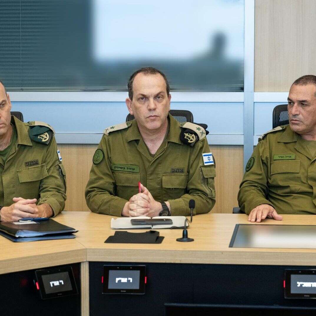 הרמטכ"ל בחדר הפיקוד | דובר צה"ל הרמטכ"ל בחדר הפיקוד | דובר צה"ל