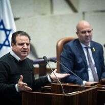 איימן עודה על בימת הכנסת, 2024 | חיים גולדברג, פלאש 90
