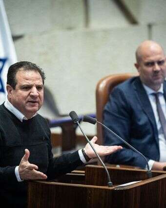 איימן עודה על בימת הכנסת, 2024 | חיים גולדברג, פלאש 90