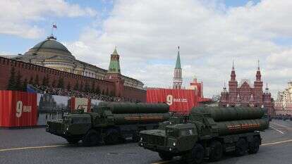 מערכות טילים רוסיות מדגם S-400 Triumf בכיכר האדומה | AFP
