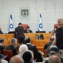 בג"ץ דן בעתירה נגד חוות דעת היועמ"שית שאוסרת על רה"מ למנות את ראש השב"כ | יונתן זינדל, פלאש 90 בג"ץ דן בעתירה נגד חוות דעת היועמ"שית שאוסרת על רה"מ למנות את ראש השב"כ | יונתן זינדל, פלאש 90