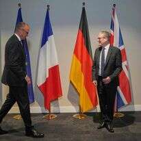 ראש ממשלת בריטניה קיר סטארמר עם קנצלר גרמני הפרידריך מרץ | AFP ראש ממשלת בריטניה קיר סטארמר עם קנצלר גרמני הפרידריך מרץ | AFP