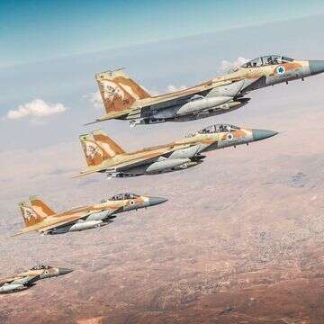 מטוסי חיל-האוויר בדרכם לתקיפה בטהרן | דובר צה"ל