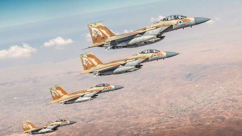 מטוסי חיל האוויר בדרכם לתקיפה בטהרן | דובר צה"ל