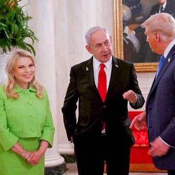 ראש הממשלה בנימין נתניהו ורעייתו שרה עם נשיא ארה"ב דונלד טראמפ בבית הלבן | אבי אוחיון - לע"מ