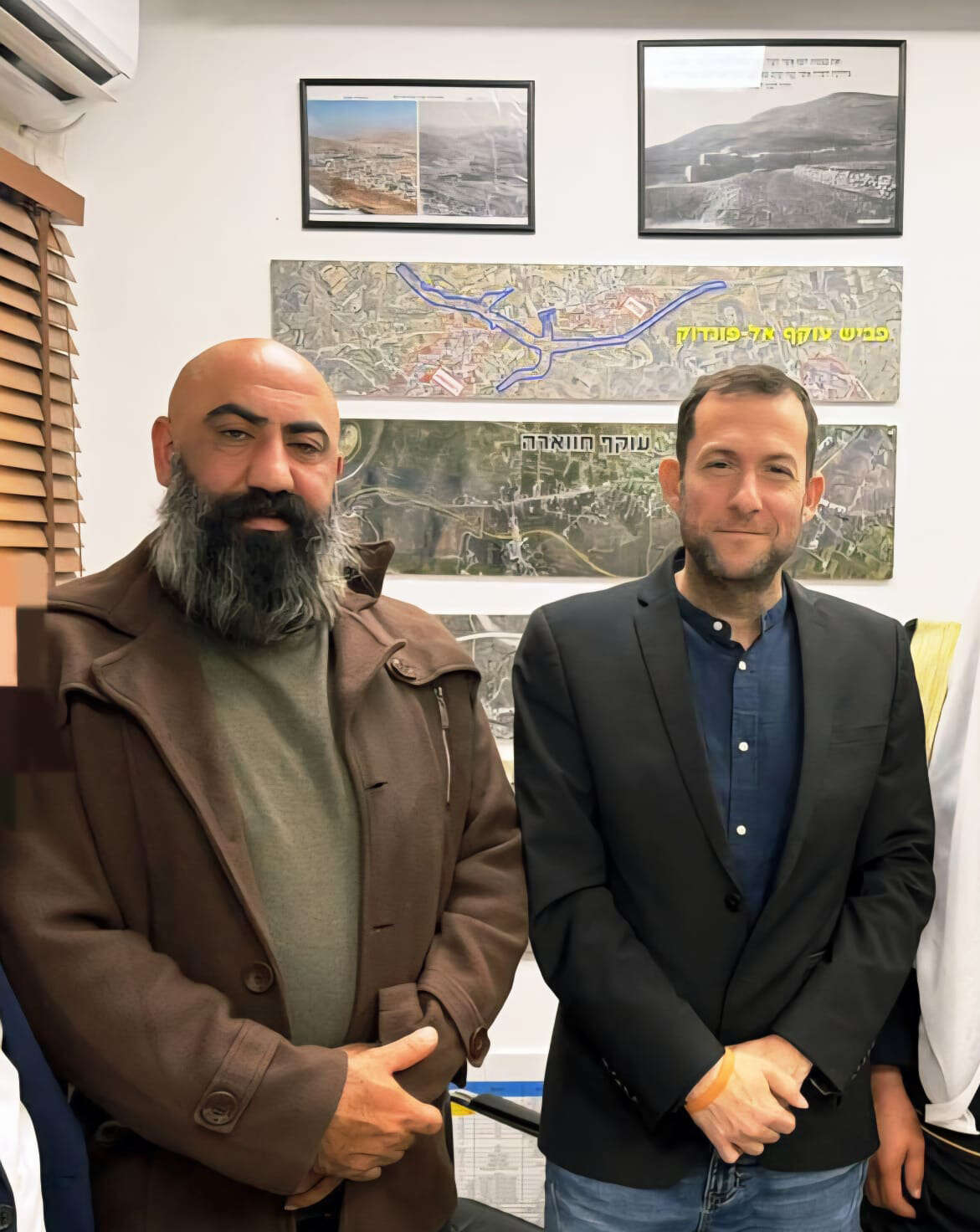השייח' ודיע אל ־ג'עברי עם ראש מועצת שומרון יוסי דגן | דוברות המועצה האזורית שומרון השייח' ודיע אל ־ג'עברי עם ראש מועצת שומרון יוסי דגן | דוברות המועצה האזורית שומרון