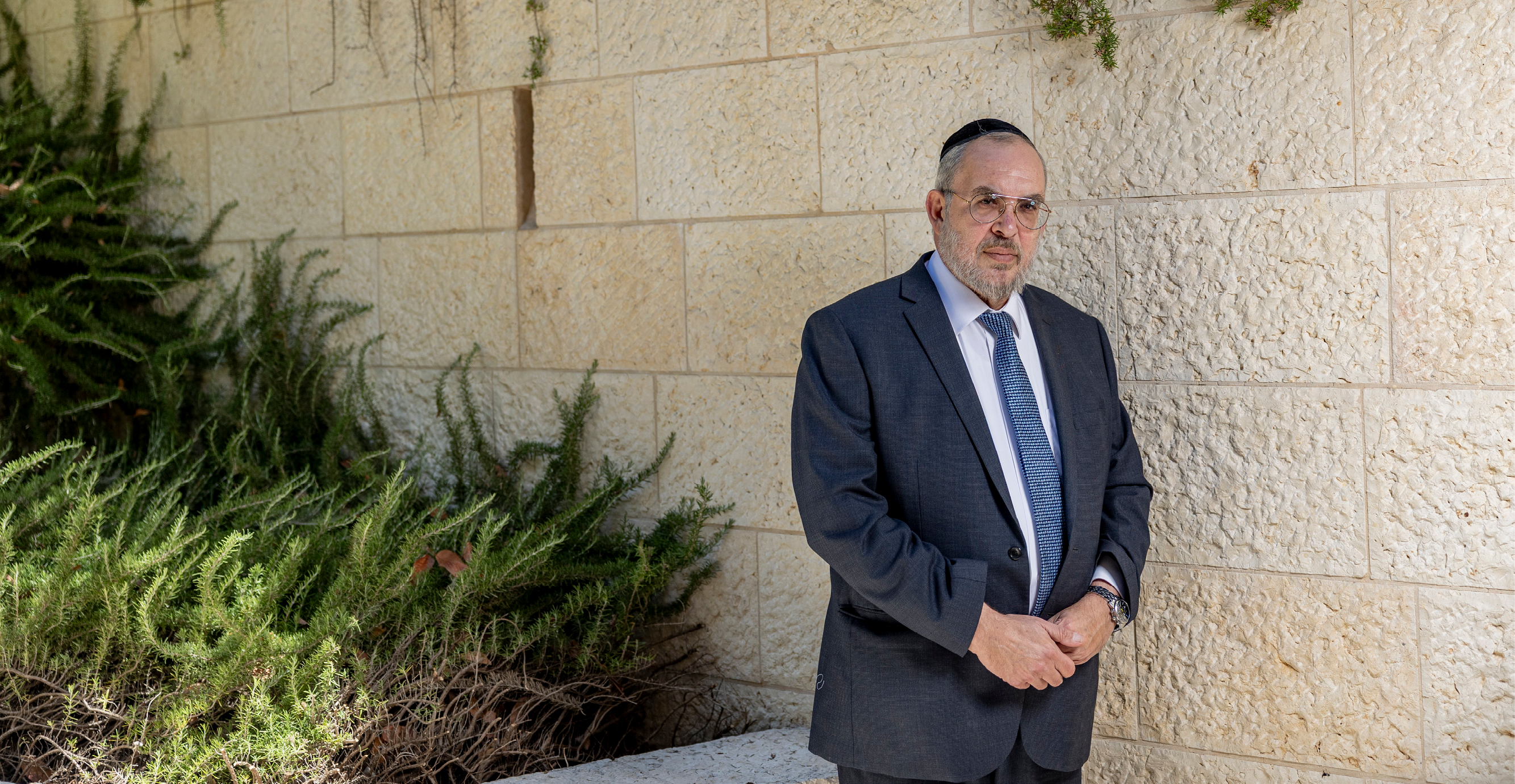 יעקב אשר | נעמה שטרן