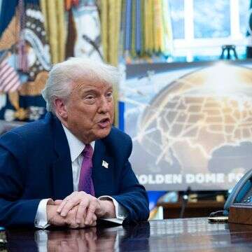 טראמפ בהכרזה על קידום פיתוח מגן ההגנה מפני טילים "כיפת הזהב" | EPA