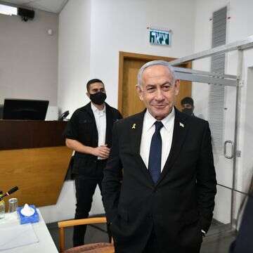 נתניהו בבית המשפט המחוזי בתל־אביב, בשבוע שעבר | ראובן קסטרו