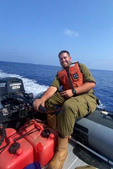 הלל ז"ל בשירותו הצבאי בחיל הים | באדיבות המשפחה הלל ז"ל בשירותו הצבאי בחיל הים | באדיבות המשפחה