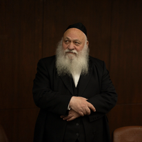 אני לא מציע לאף אחד לעצור את תלמידי הישיבות יצחק גולדקנופף דף הבית | נעמה שטרן